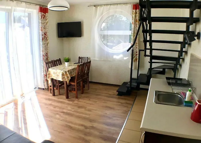 Teresa Quarto em Acomodações Particulares *